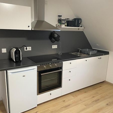 Moderne Ferienwohnung In Gelsenkirchen-Schalke Fuer 1 Bis 7 Personen Mit Terrasse, Ideal Fuer Gruppen & Stadionbesuche Eksteriør billede