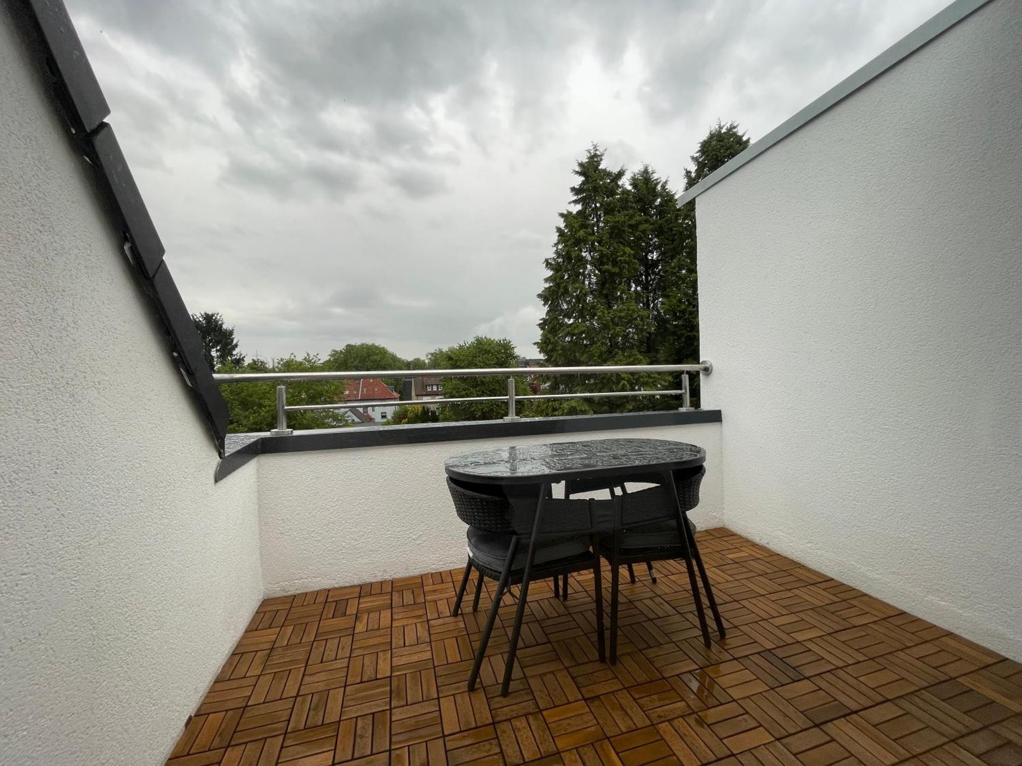 Moderne Ferienwohnung In Gelsenkirchen-Schalke Fuer 1 Bis 7 Personen Mit Terrasse, Ideal Fuer Gruppen & Stadionbesuche Eksteriør billede